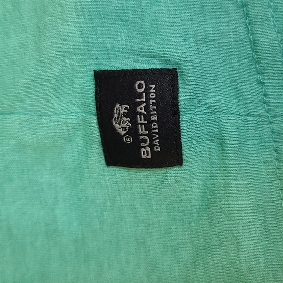3/$40 David Bitton Buffalo graphic Tshirt - Picture 3 of 4